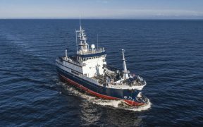 russian-crabber-delivered