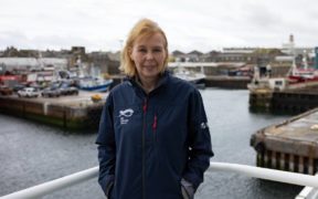 Ministers urged to work with fishing industry