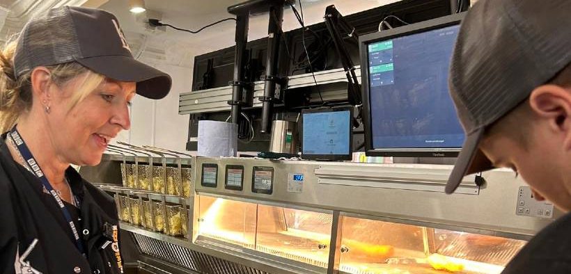 Mel Everett's Challenge Expands to Knights Fish Restaurant