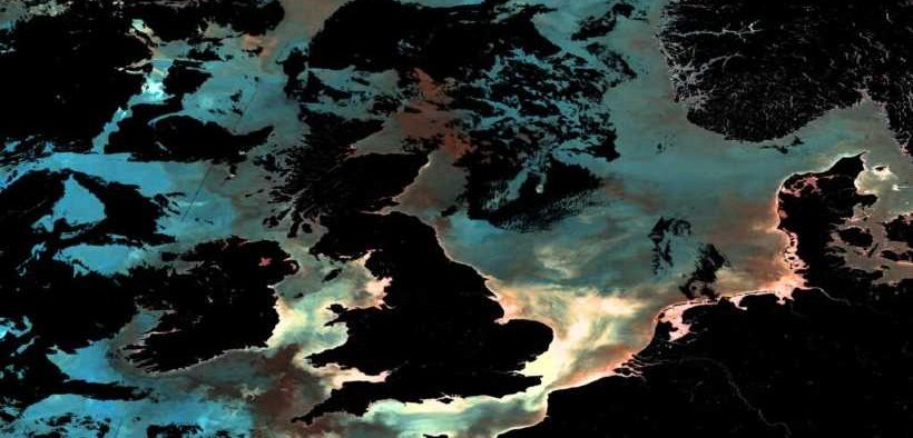 DECLINING PHOTOSYNTHESIS IN UK AND SURROUNDING WATERS