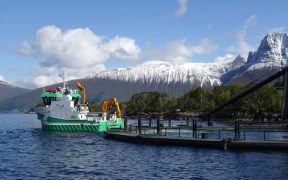 HOFSETH HIRES TWO NEW HYBRID VESSELS